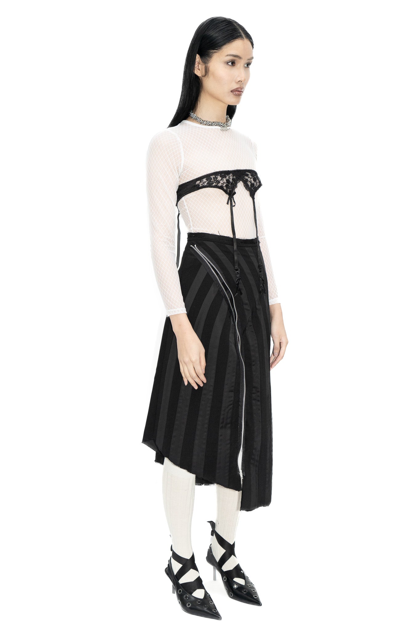 DEMURE MIDI SKIRT